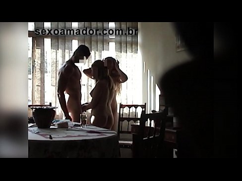 ❤️ Rakan seks menjemput seorang lelaki gergasi dan bertiga bersamanya Lucah pada ms.pornpics-de.ru ❤